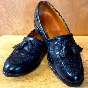 Allen Edmonds Mens size 10.5eee wide dress / casual loafers. (Reconditioned)